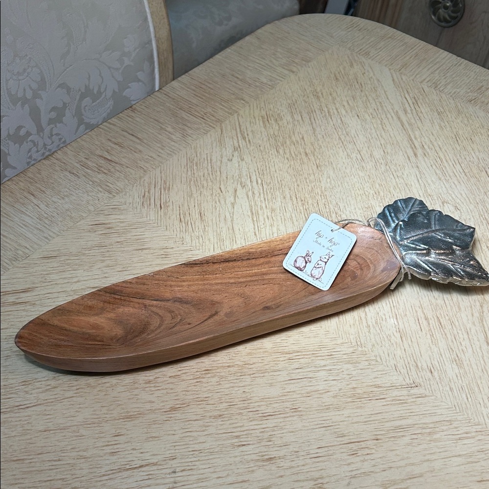 Hip + Hop Wooden Carrot Bowl w/ Pewter Leaf  NWT